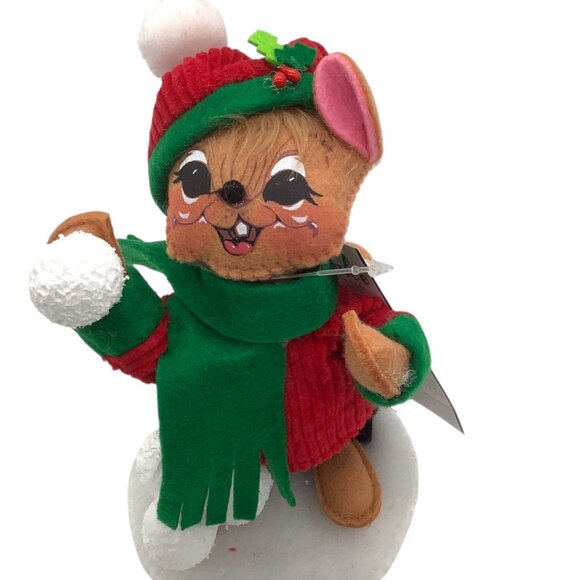 NWT ANNALEE DOLLS 6" Snow Fun Snowball Fight Mouse 610819 Christmas 2020 Posable - Picture 2 of 4